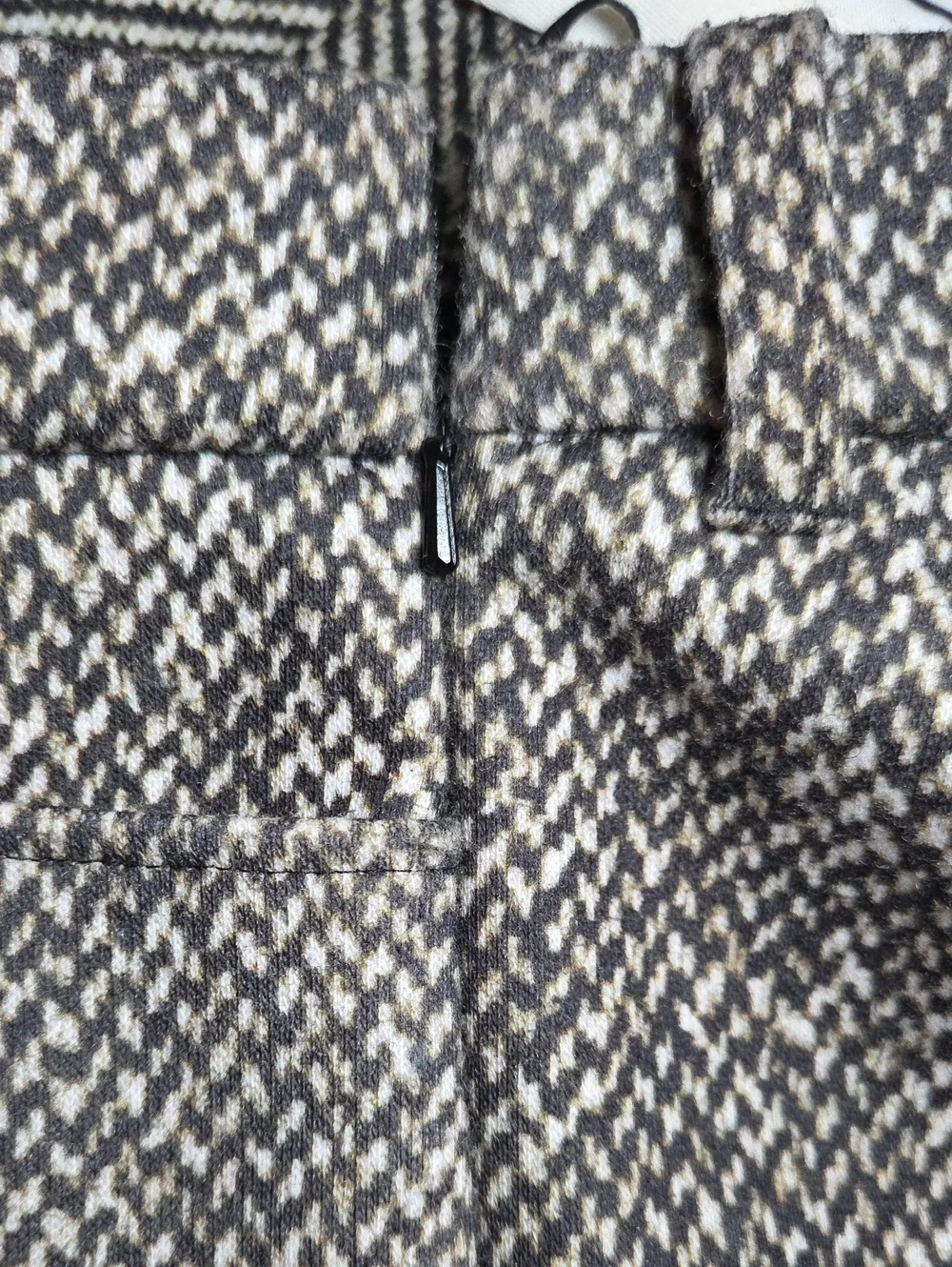 Sz 6 - Tory Burch Black and White Printed Pants